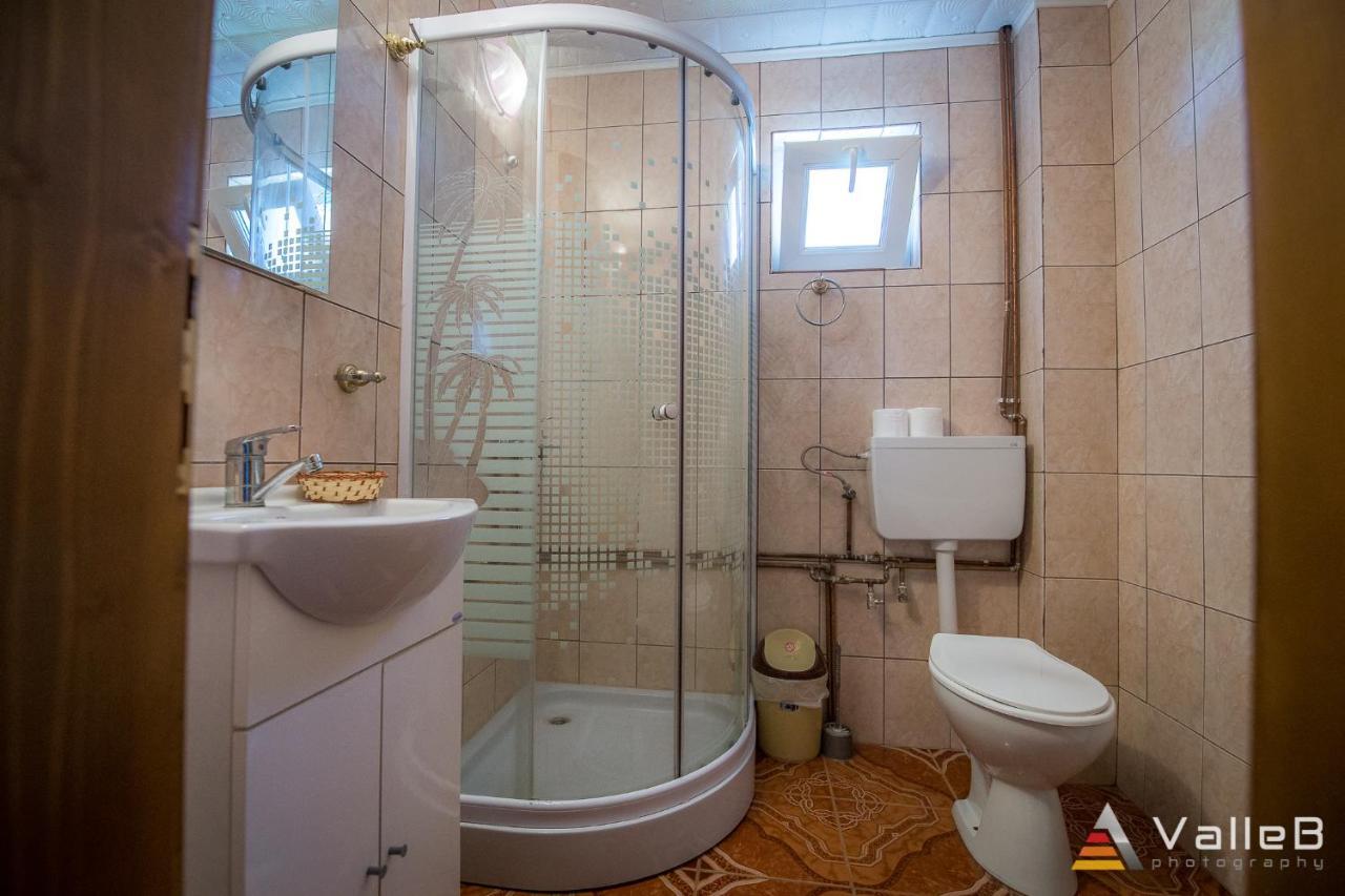Cabana Jégbarlang Kültér fotó